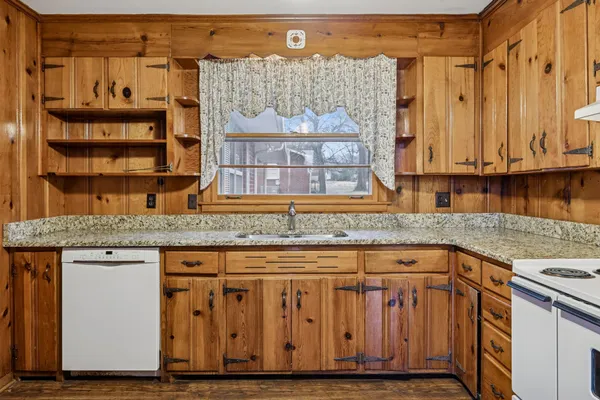 $479,900 | 3157 McGavock Pike, Nashville, TN 37214