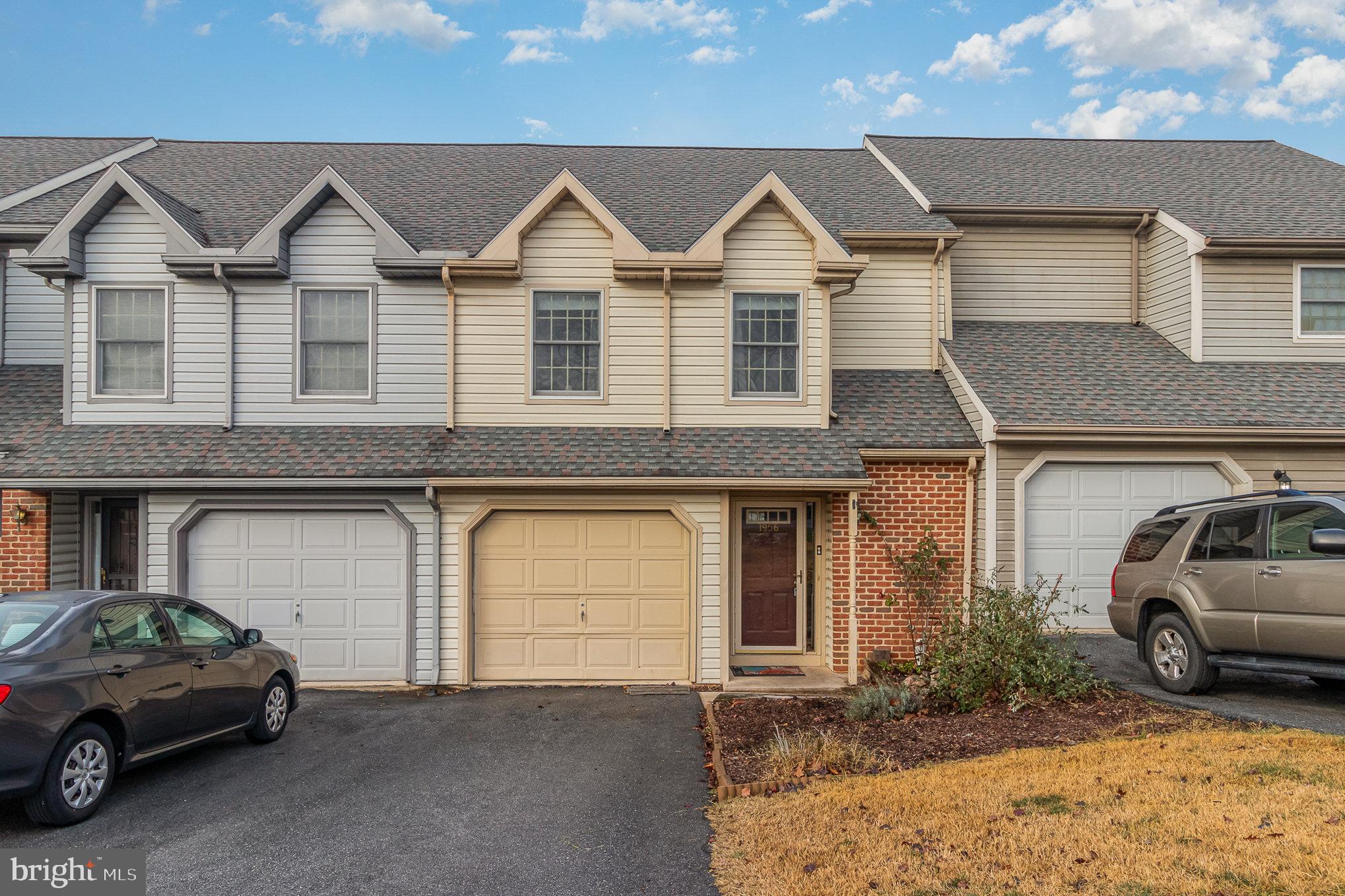 1956 Deer Path Road Harrisburg, PA 17110 - Photo 1 of 25 Gallery Image 1