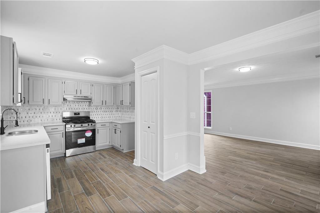 1041 Heritage Valley Road Norcross, GA 30093 - Photo 18 of 29