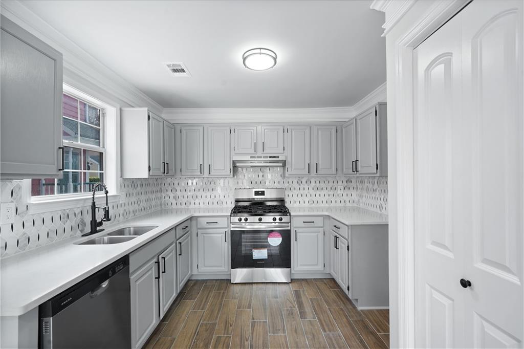 1041 Heritage Valley Road Norcross, GA 30093 - Photo 19 of 29