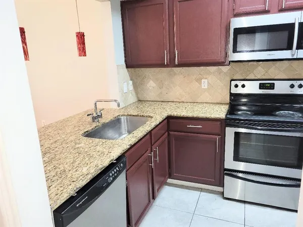 $168,500 | 2835 Keller Springs Road, Unit 1103, Carrollton, TX 75006