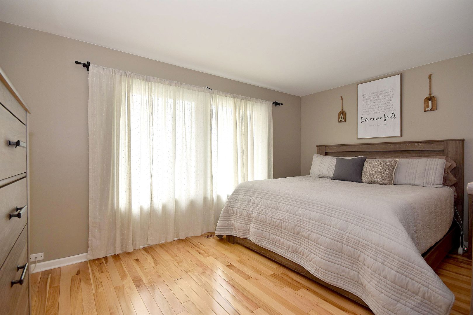 840 Longford Drive Roselle, IL 60172 - Photo 15 of 30