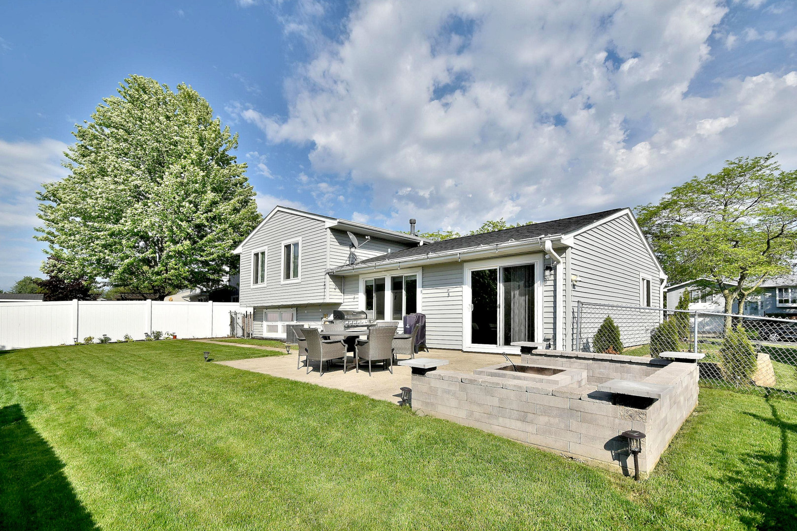 840 Longford Drive Roselle, IL 60172 - Photo 27 of 30