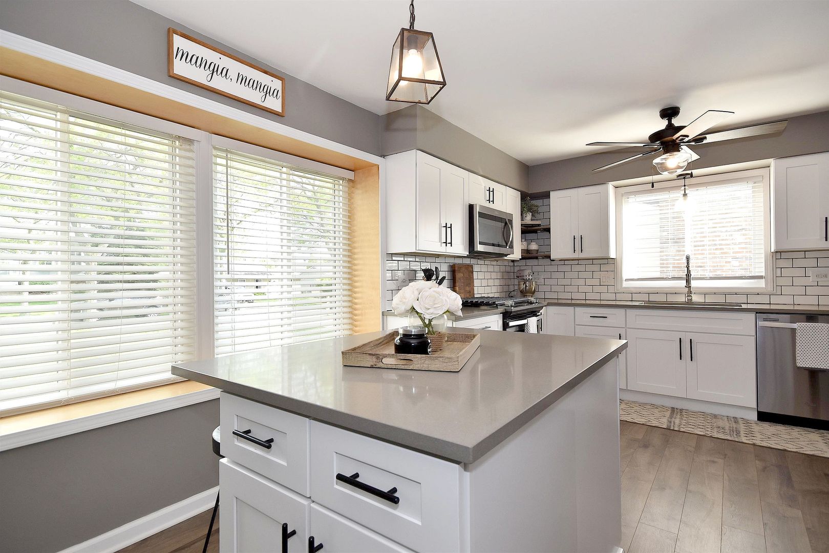 840 Longford Drive Roselle, IL 60172 - Photo 7 of 30