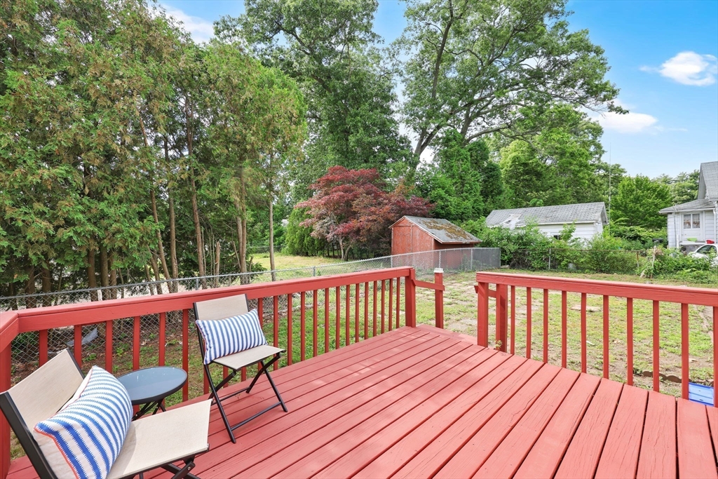 232 Almira Road Springfield, MA 01119 - Photo 25 of 36