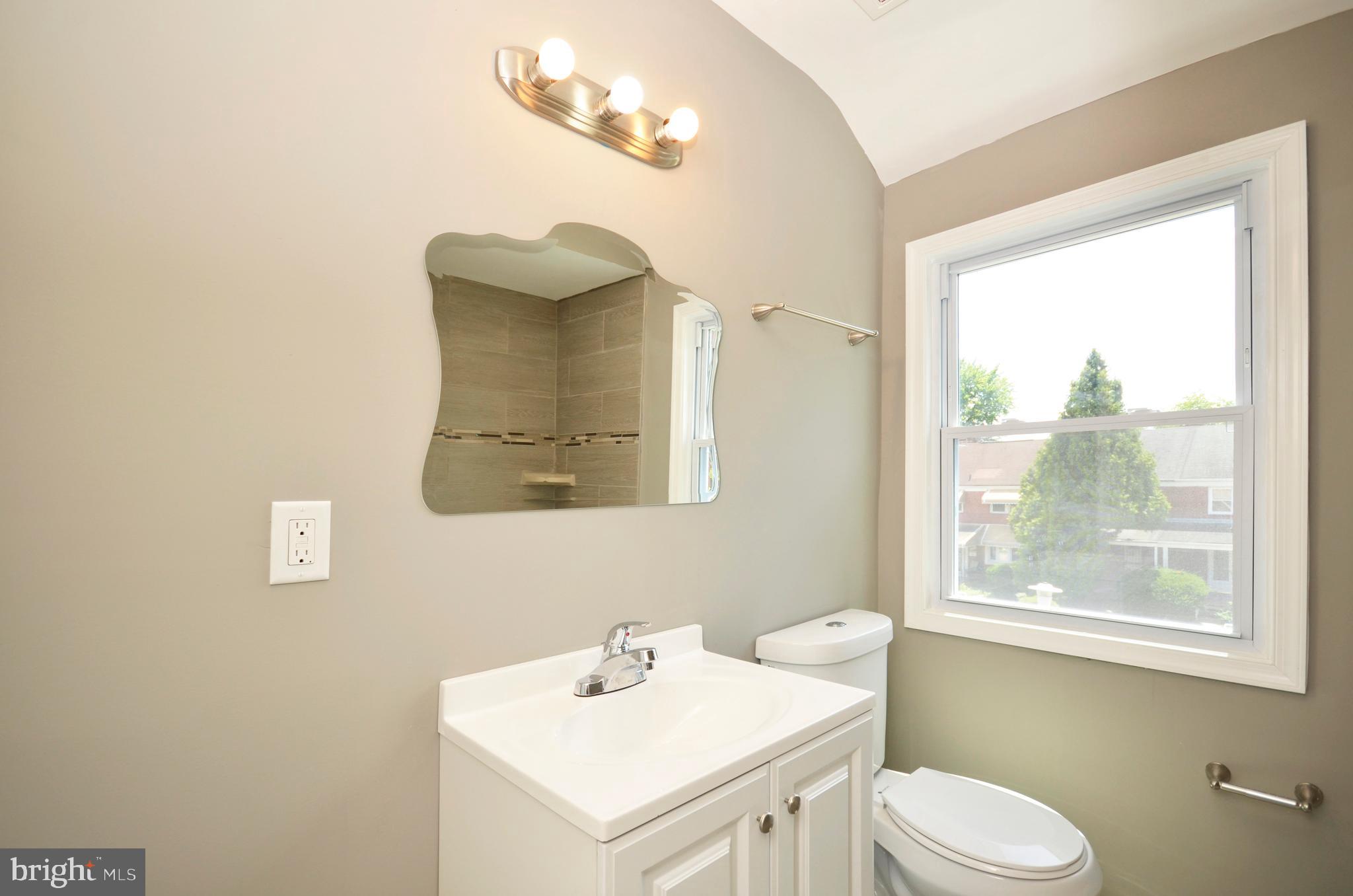 1922 Swansea Road Baltimore, MD 21239 - Photo 9 of 28