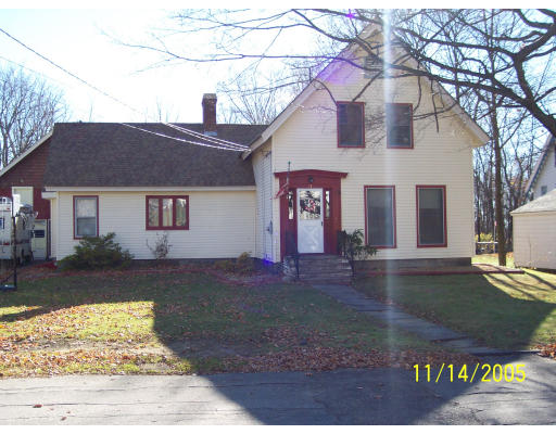 17 Spring Street North Brookfield, MA 01535 - Photo 1 of 15 Gallery Image 1