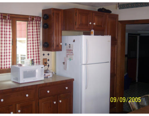 17 Spring Street North Brookfield, MA 01535 - Photo 11 of 15 Gallery Image 11