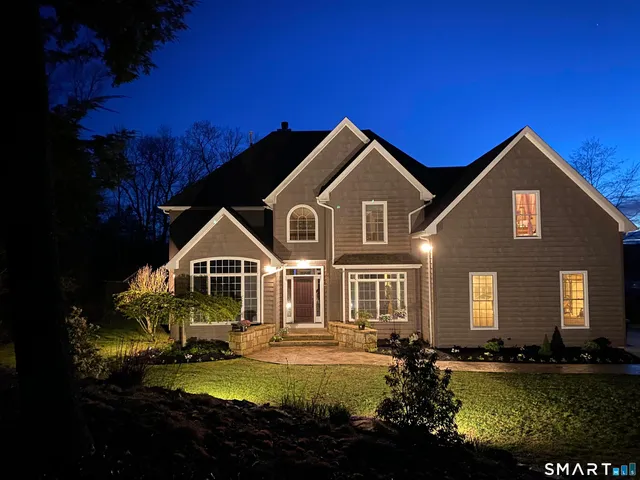 $1,095,000 | 44 Old Country Road, Oxford, CT 06478