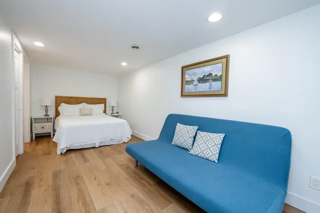 $515,000 | 585 Beachwood Path, Benton Harbor, MI 49022