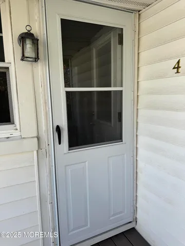 a view of walk in closet