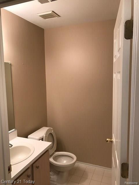 22168 Cape Cod Way, Unit 27 Farmington, MI 48336 - Photo 7 of 24