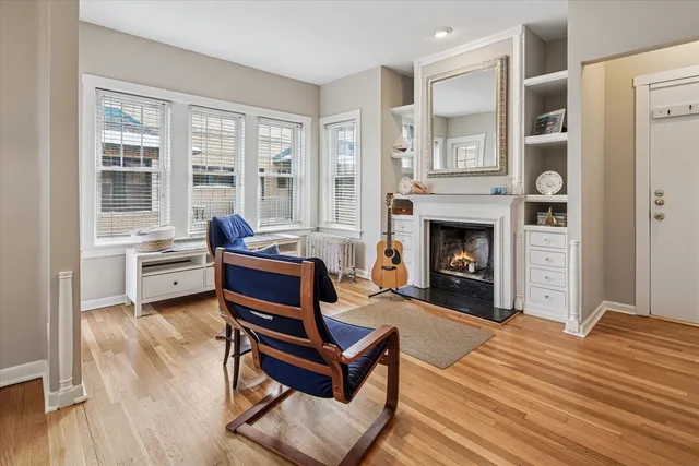 $197,700 | 4320 North Clarendon Avenue, Unit 2031, Chicago, IL 60613