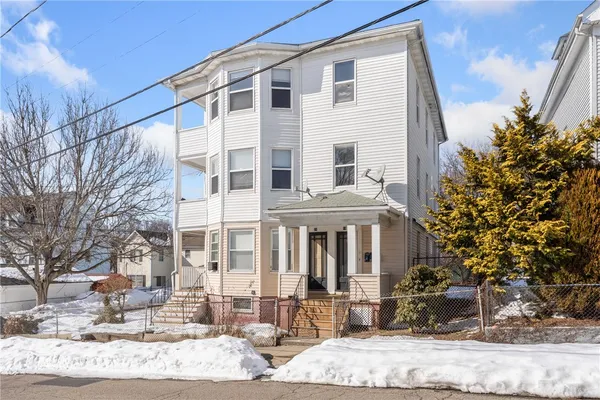$2,150 | 19 Vale Street, Unit 3, Providence, RI 02908