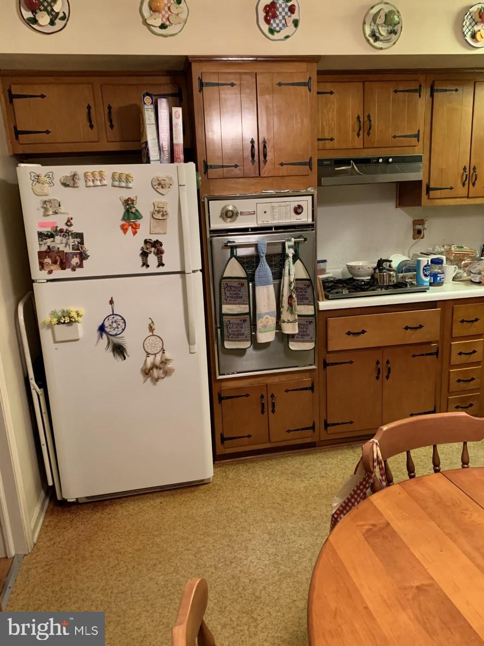 Kitchen with lots of cabinet space!