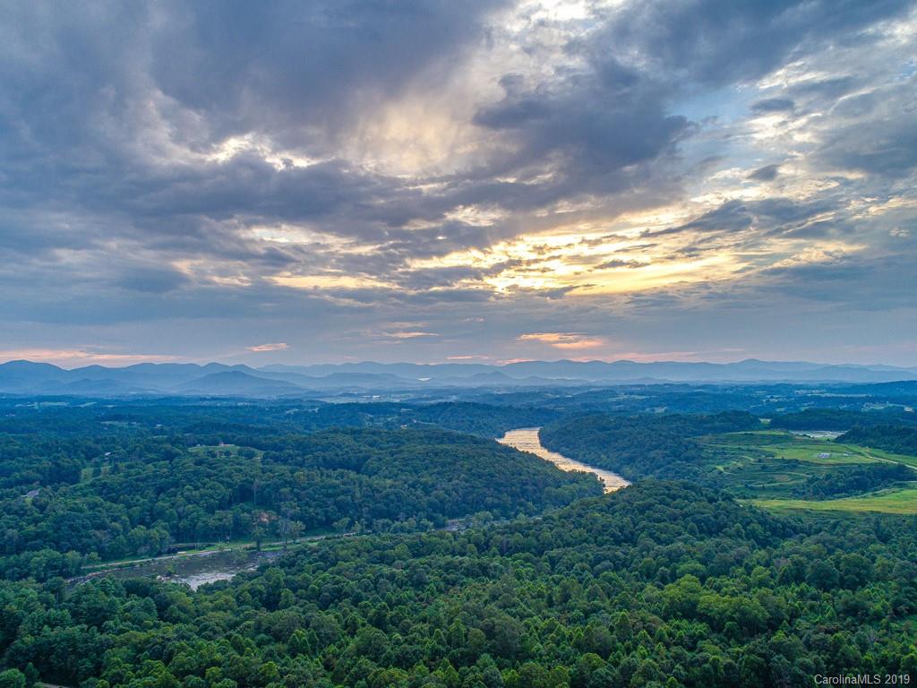 46 Running Ridge Road Asheville, NC 28804 - Photo 14 of 40 Gallery Image 14