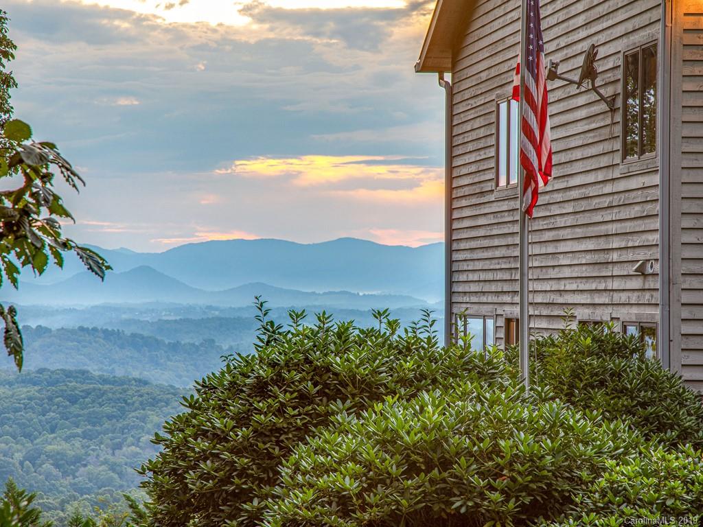 46 Running Ridge Road Asheville, NC 28804 - Photo 4 of 40 Gallery Image 4