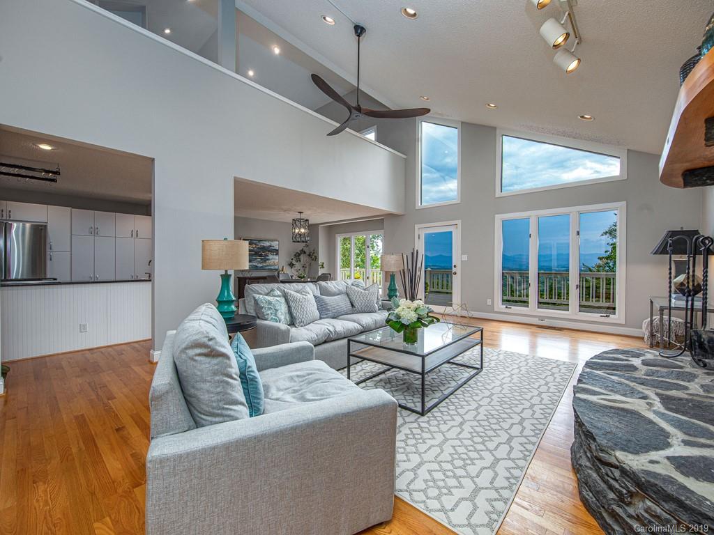 46 Running Ridge Road Asheville, NC 28804 - Photo 6 of 40 Gallery Image 6