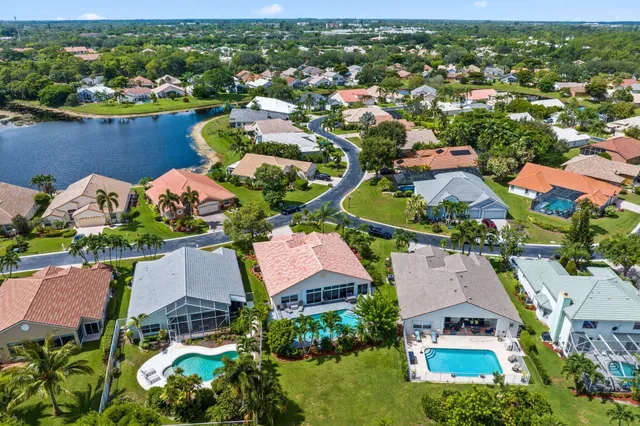$649,999 | 2532 Egret Lake Drive, Greenacres, FL 33413