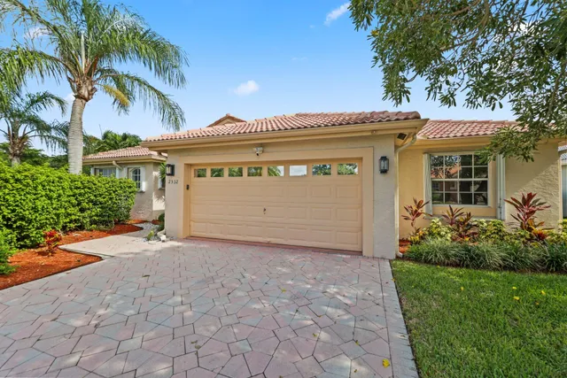 $649,999 | 2532 Egret Lake Drive, Greenacres, FL 33413