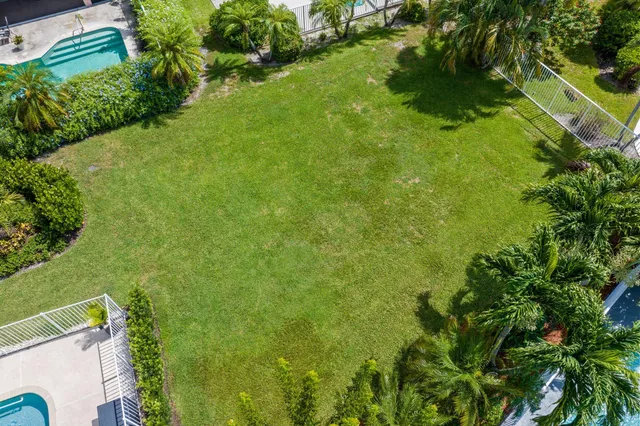 $649,999 | 2532 Egret Lake Drive, Greenacres, FL 33413