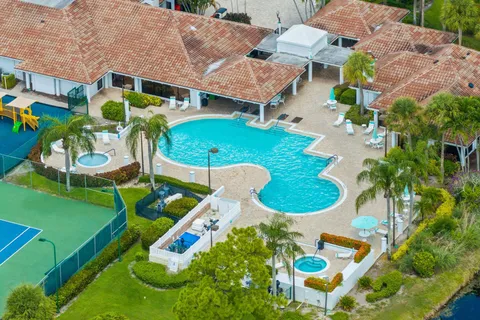 $649,999 | 2532 Egret Lake Drive, Greenacres, FL 33413