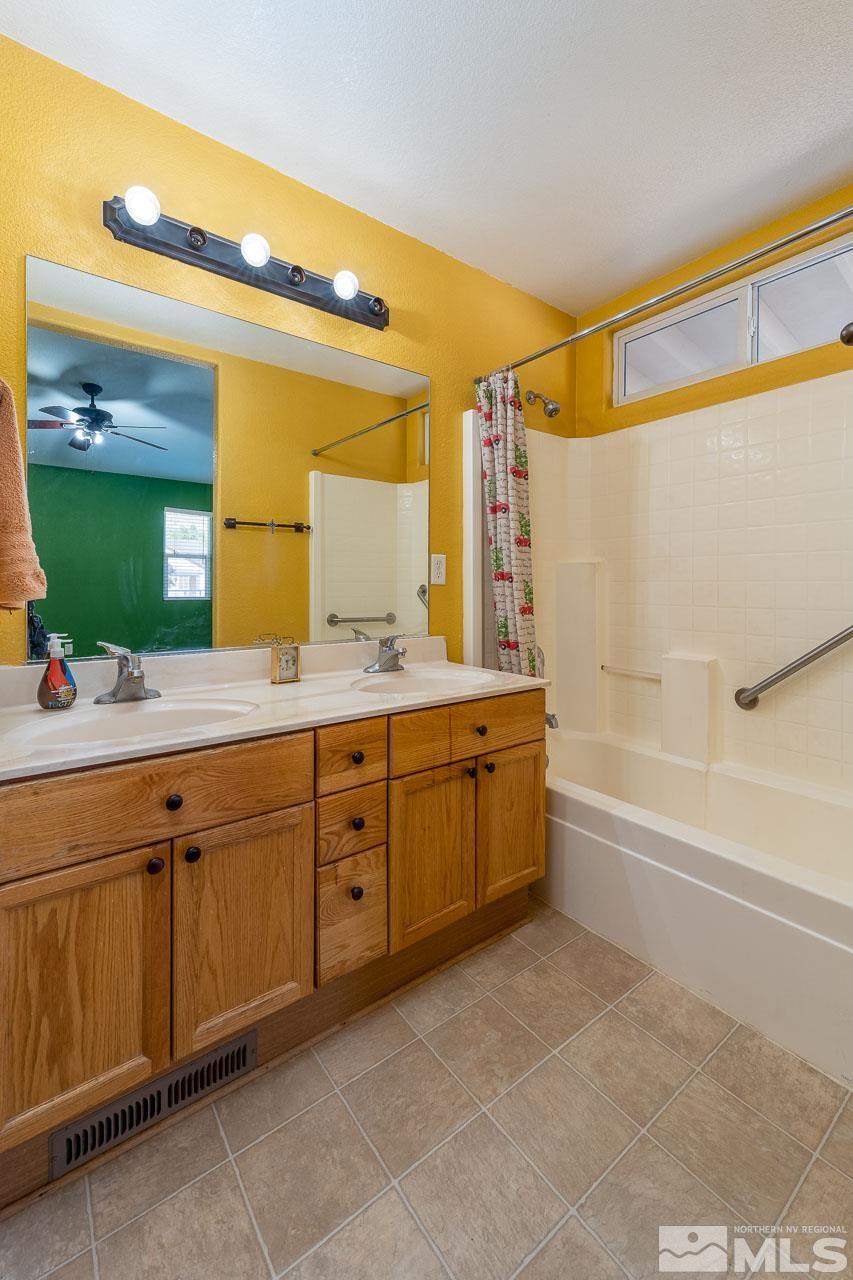 270 Rue De Lane Sparks, NV 89434 - Photo 14 of 27 Photo 14