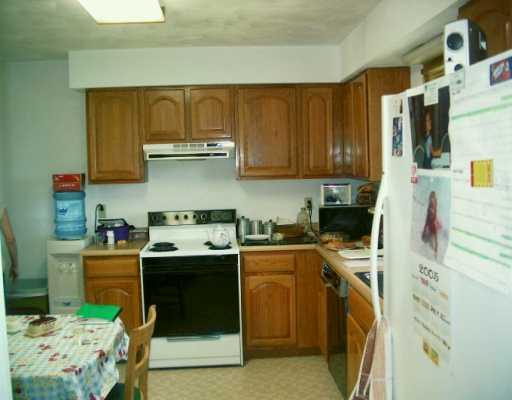 209 Simpson Road Bulger, PA 15019 - Photo 2 of 5 Kitchen.