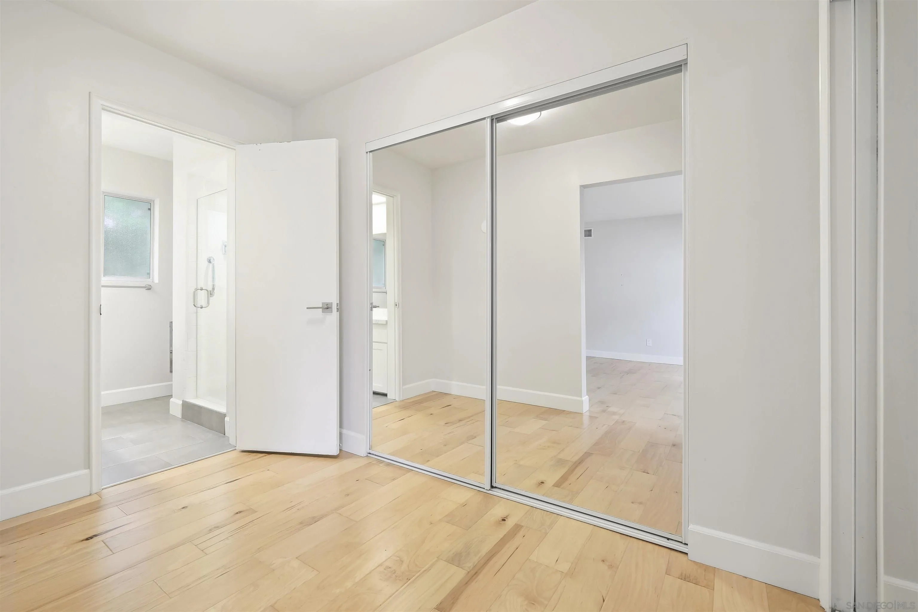 838 Lamplight Drive La Jolla, CA 92037 - Photo 25 of 42 a view of an empty room