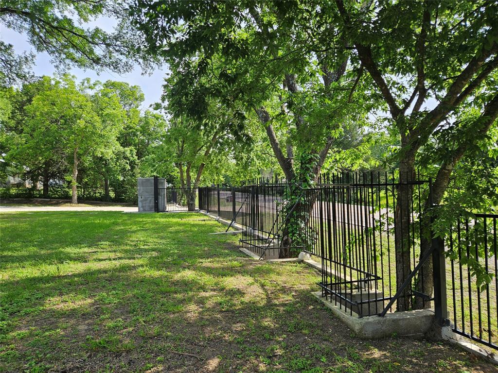 234 East Fork Road Sunnyvale, TX 75182 - Photo 26 of 32 a view of backyard with green space