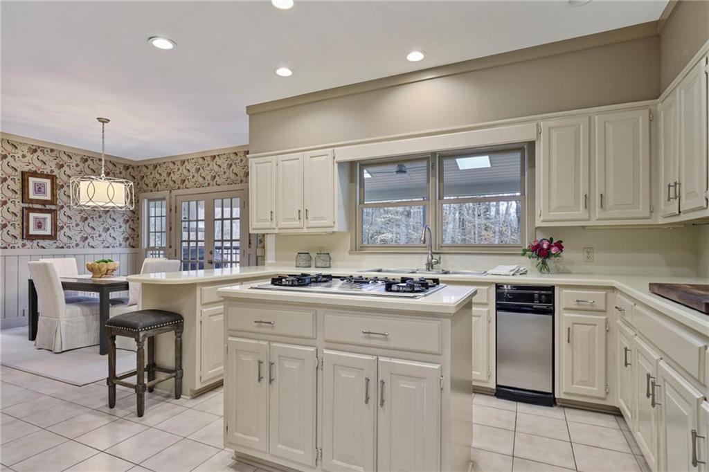 2080 Old Dominion Road Atlanta, GA 30350 - Photo 33 of 75