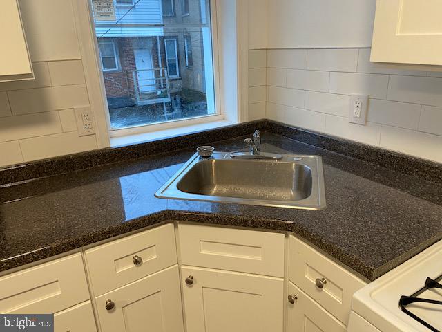 5528 Ridgewood Street Philadelphia, PA 19143 - Photo 6 of 27 Gallery Image 6