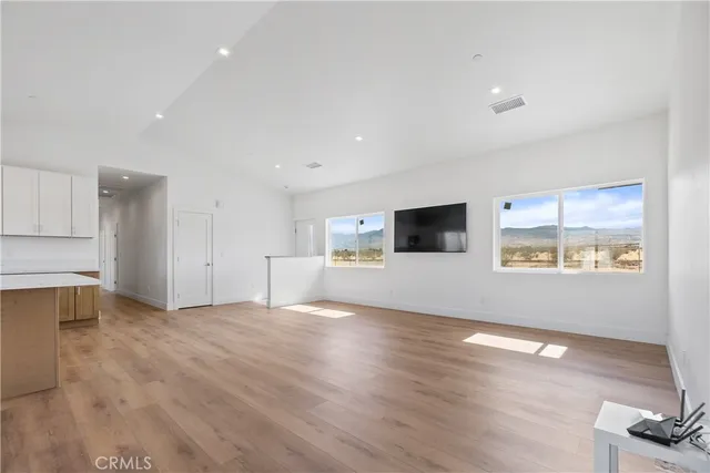 $549,000 | 11725 Lagartijo Drive, Apple Valley, CA 92308