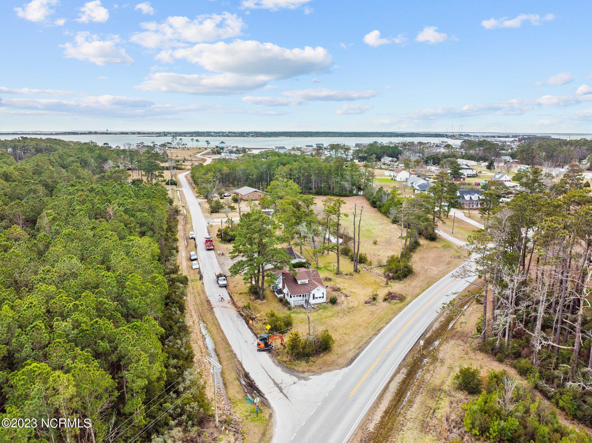 112 Straits Point Road Beaufort, NC 28516 - Photo 18 of 21 31-web-or-mls-DJI_0924