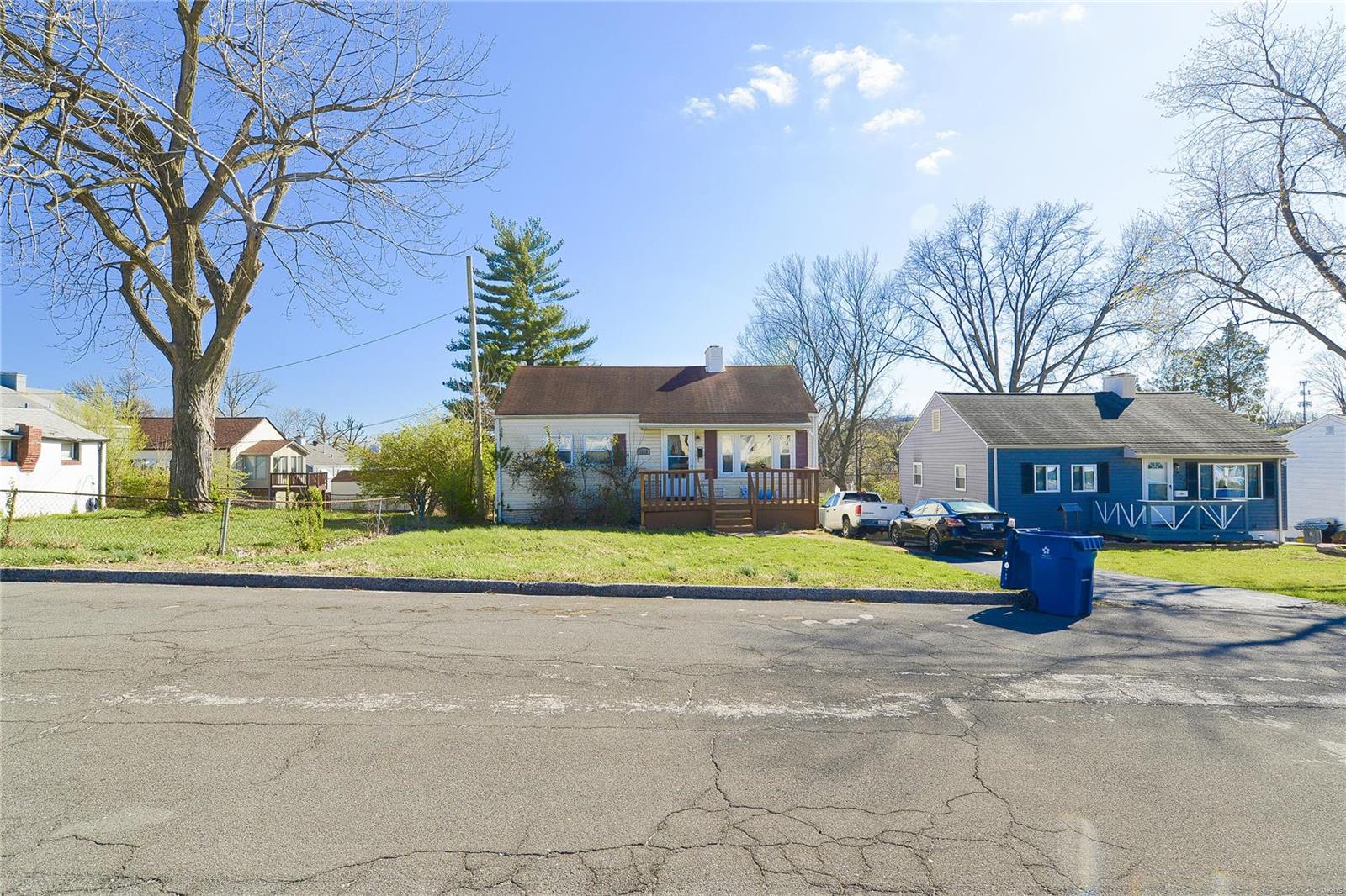 9518 Ridge Avenue St. Louis, MO 63114 - Photo 16 of 17 Gallery Image 16