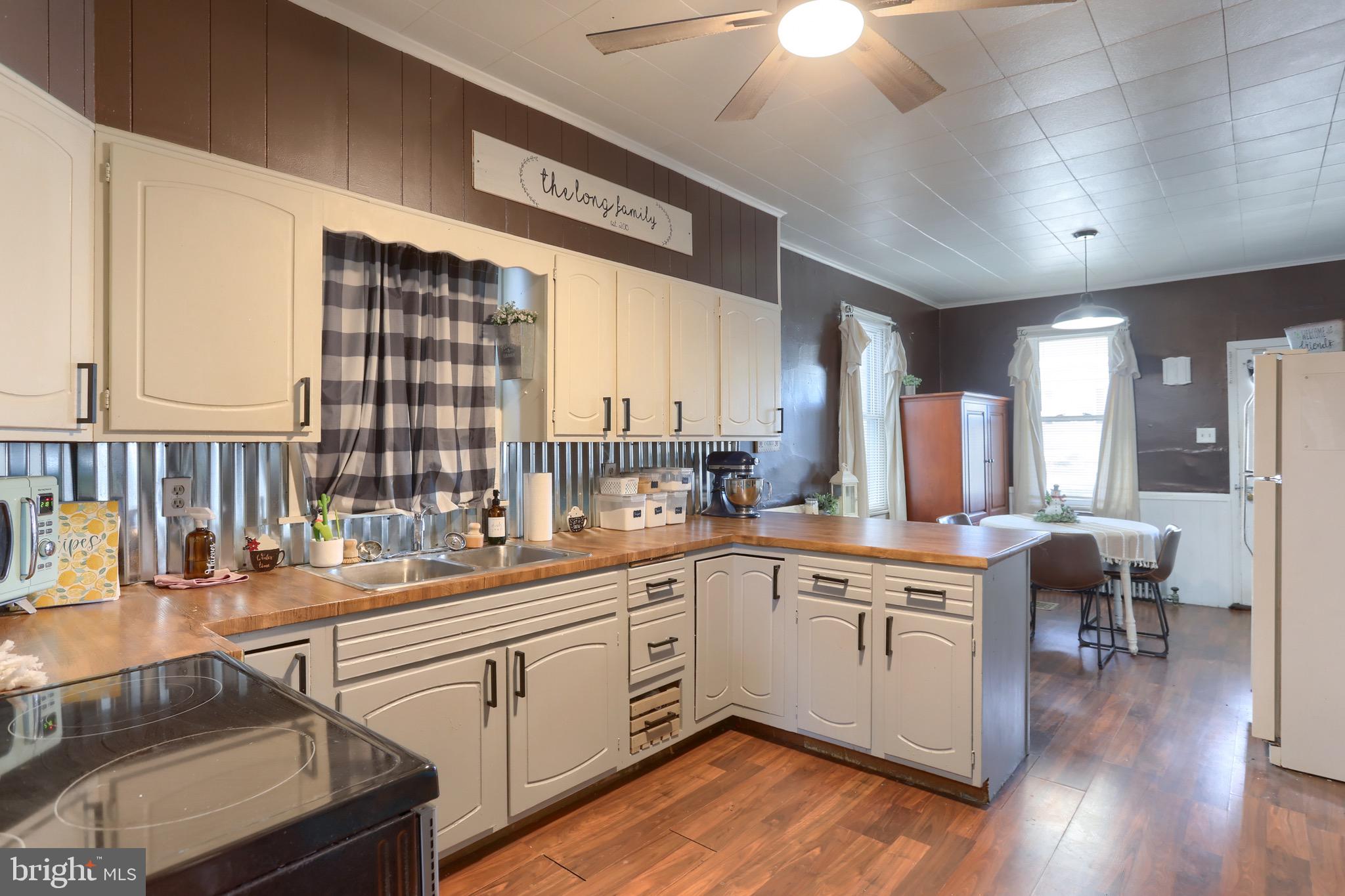 134 Schoolhouse Road Palmyra, PA 17078 - Photo 10 of 38 Gallery Image 10