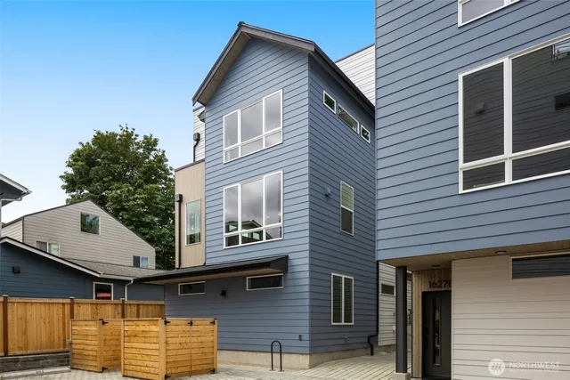 $1,124,960 | 1625 B 21st Avenue, Seattle, WA 98122