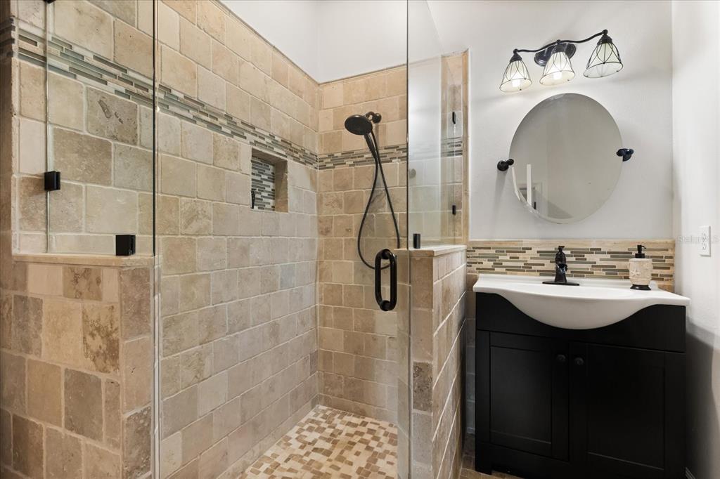 13123 Luntz Point Lane Windermere, FL 34786 - Photo 33 of 58