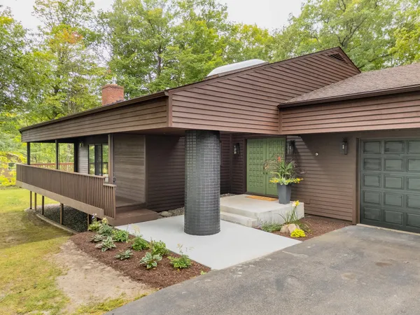 $789,000 | 3711 Golf Course Road, Grand Rapids, MN 55744