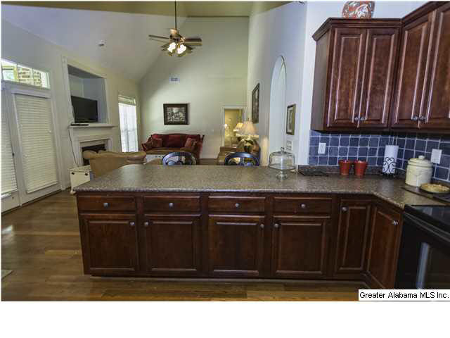 920 Haddington Dale Pelham, AL 35124 - Photo 8 of 32