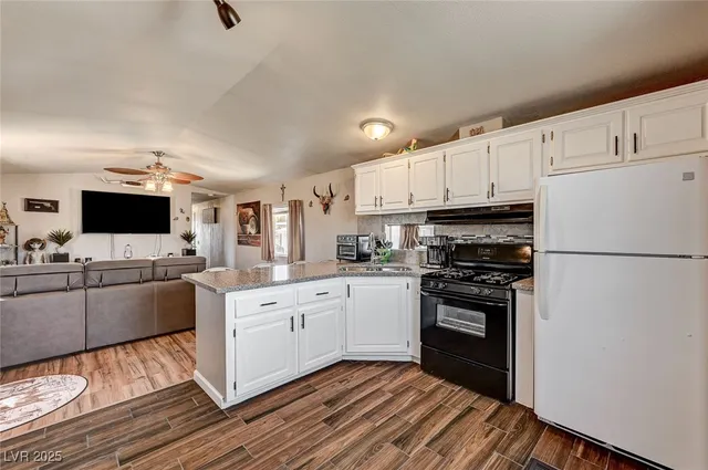 $215,000 | 387 Park Boulevard, Unit 153, Alamo, NV 89001