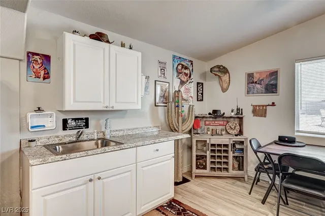 $215,000 | 387 Park Boulevard, Unit 153, Alamo, NV 89001