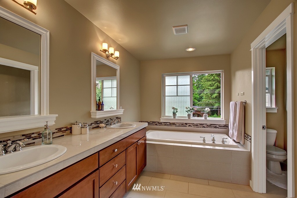 23112 35th Drive Southeast Bothell, WA 98021 - Photo 12 of 17