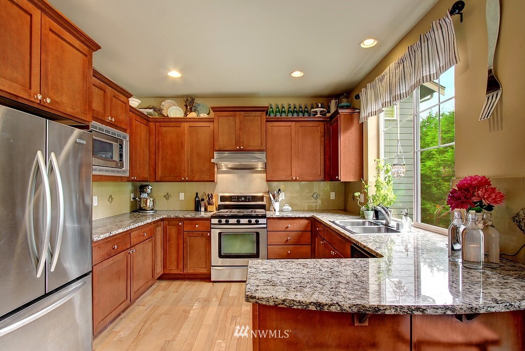 23112 35th Drive Southeast Bothell, WA 98021 - Photo 9 of 17