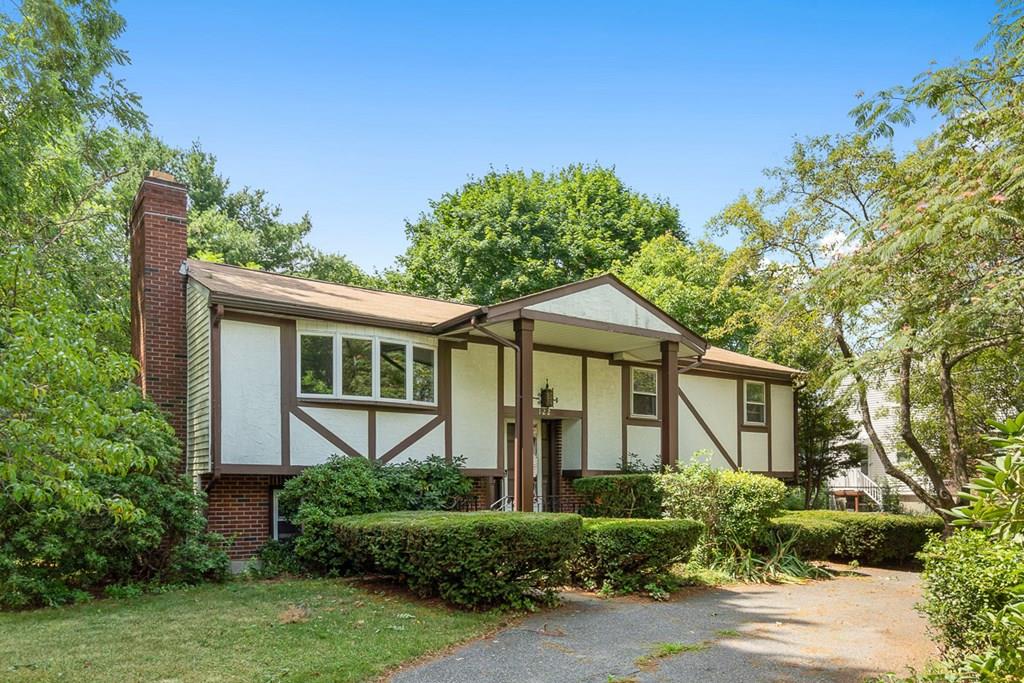 122 Graymore Road Waltham, MA 02451 - Photo 1 of 24
