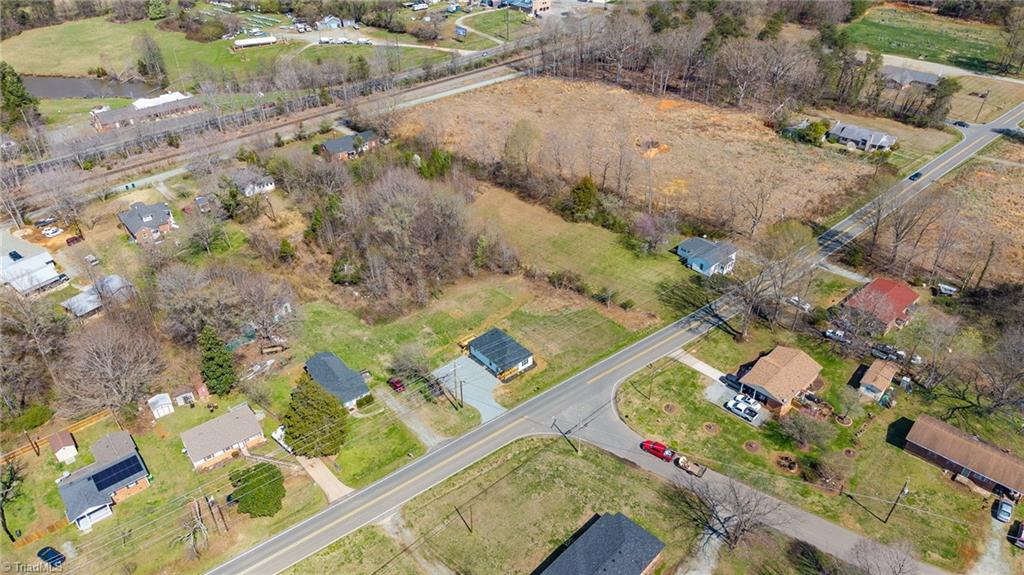 955 West Holt Street Mebane, NC 27302 - Photo 12 of 37