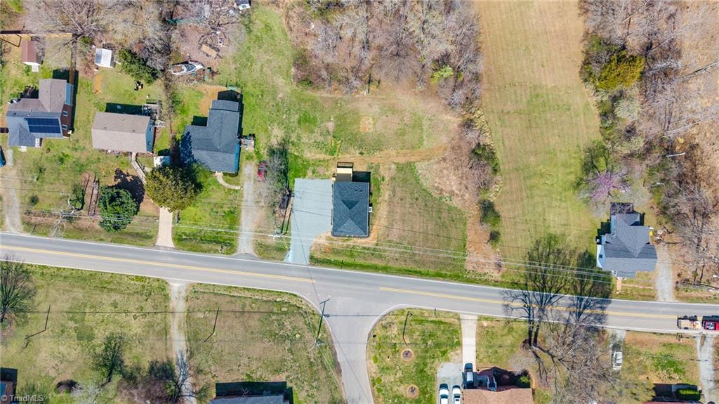 955 West Holt Street Mebane, NC 27302 - Photo 13 of 37
