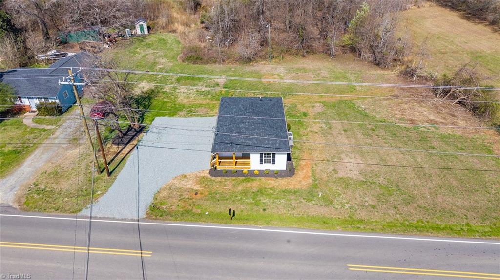 955 West Holt Street Mebane, NC 27302 - Photo 17 of 37