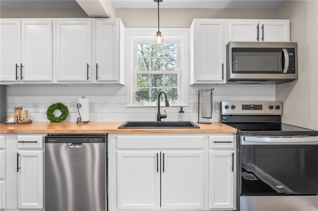 955 West Holt Street Mebane, NC 27302 - Photo 25 of 37