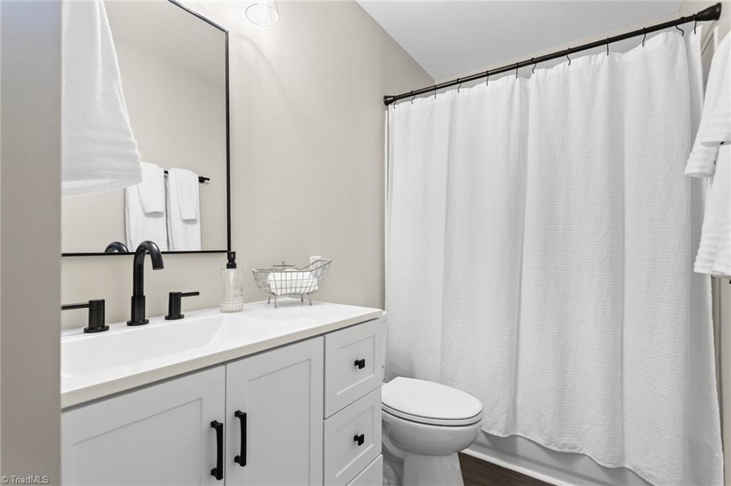 955 West Holt Street Mebane, NC 27302 - Photo 34 of 37